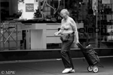 Queen Street Auckland city, black and white photo by Mike Wheelton